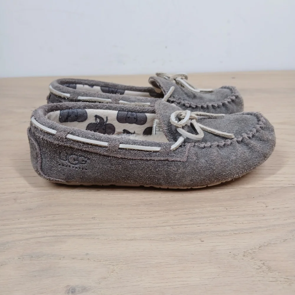 UGG Slippers Kids 2 Gray Leather Moccasin Fleece Lined Warm Cozy Shoes 1698